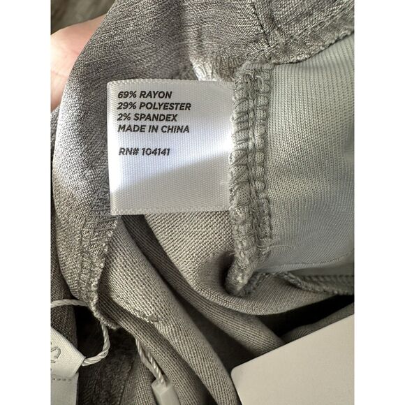 Walter Hagen Women's Sculpt 7'' Golf Shorts Heather Grey Size Small NWT - Picture 6 of 6